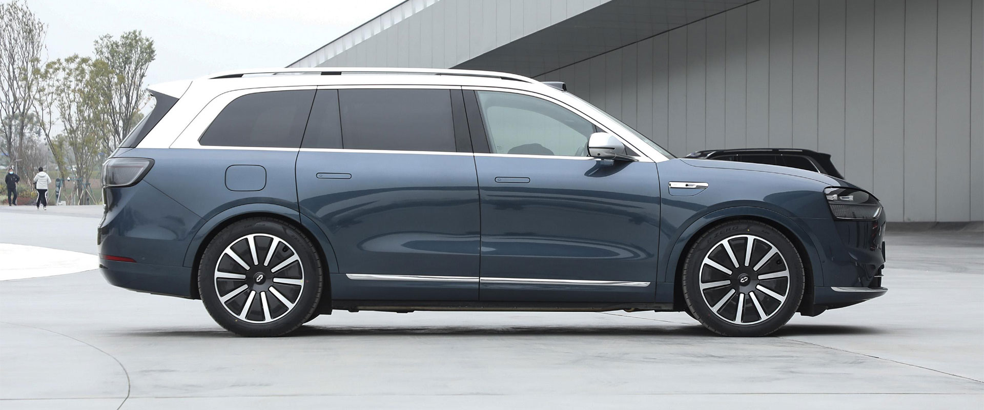 问界M9-(12).jpg 问界M9-(12).jpg