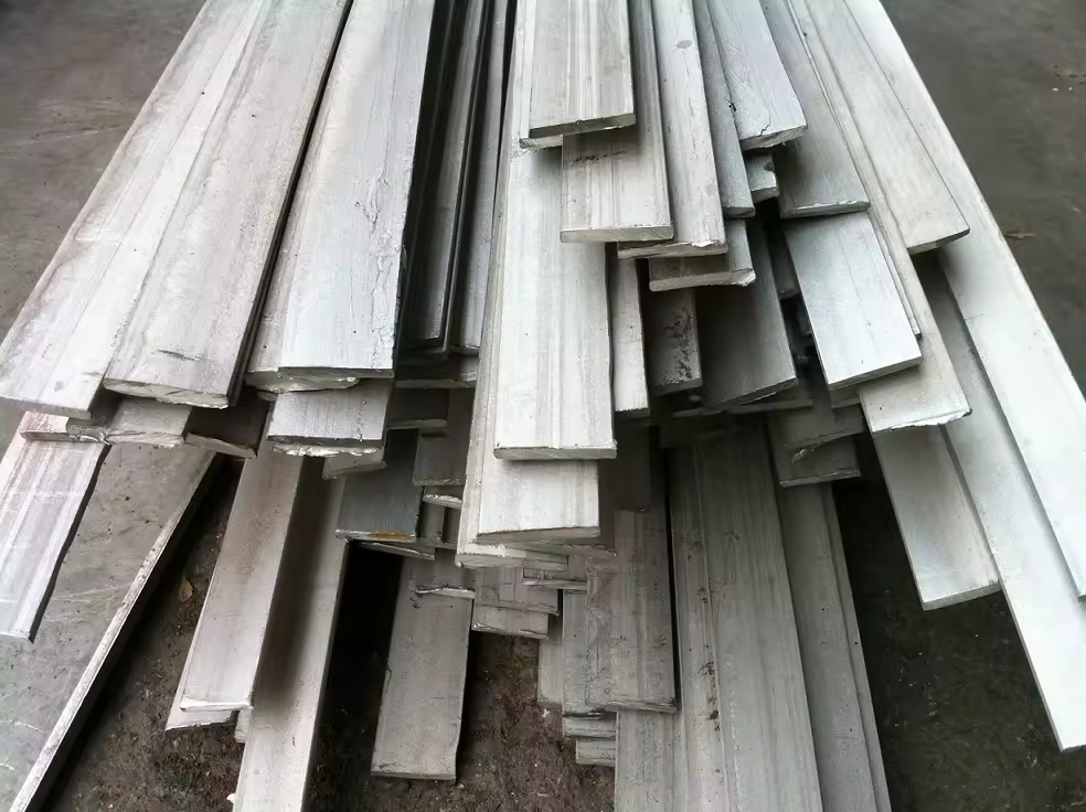 Stainless steel flat steel