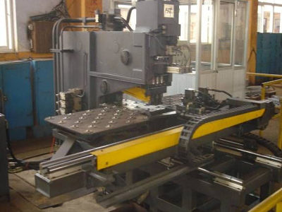 数控连接板冲孔机