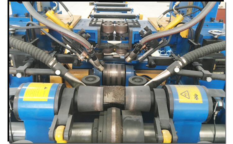 拼焊矫一体机PSD_05