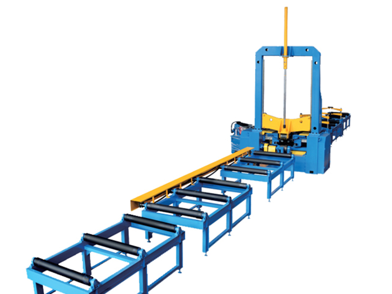 The main components of this assembling machineare welded structure parts with 'large strength andlight weight. it is mainly used for producing light weight H beam.