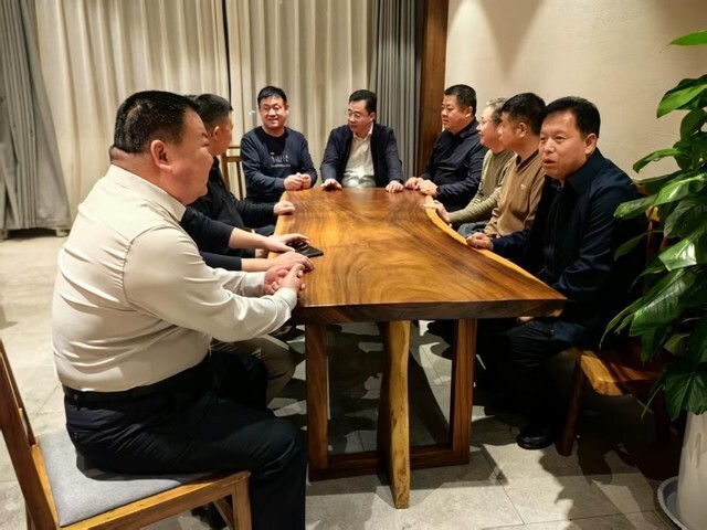 郓城县委组织部长张广兵莅临商会指导工作