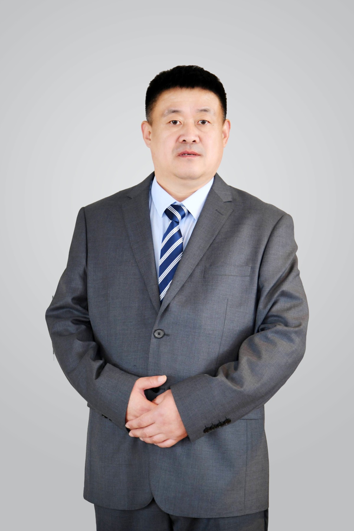 会长渠敬宾