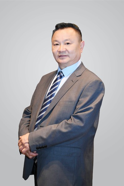 常务副会长张纯银