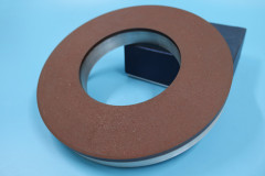 Шлифовальный алмазный круг из магнитомягкой смолы