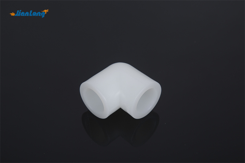 Локоть 90 градусов