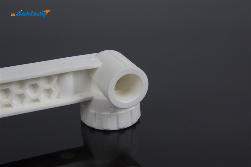 Фитинги для труб с двойным коленом из PPR