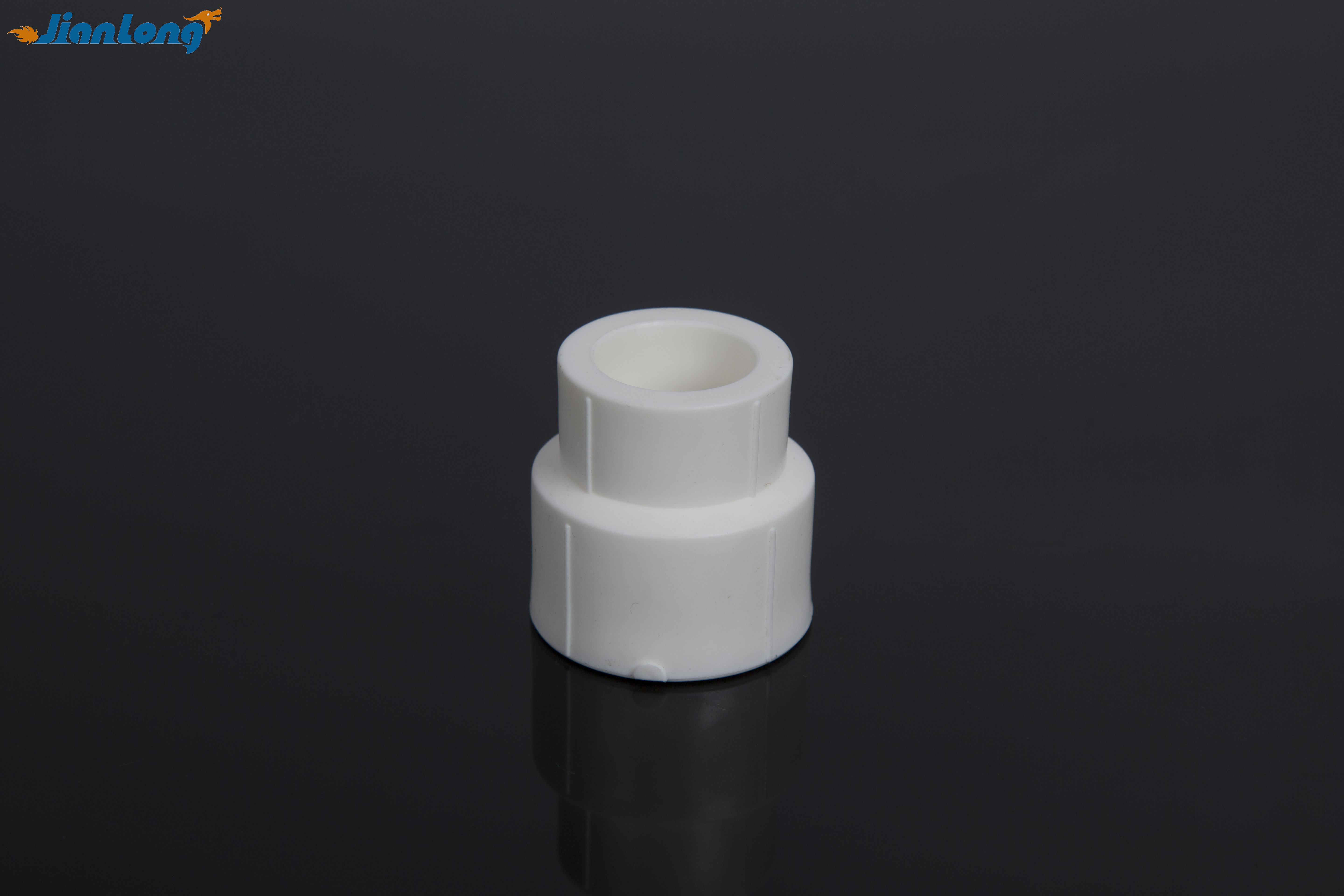 Редукционная втулка трубы