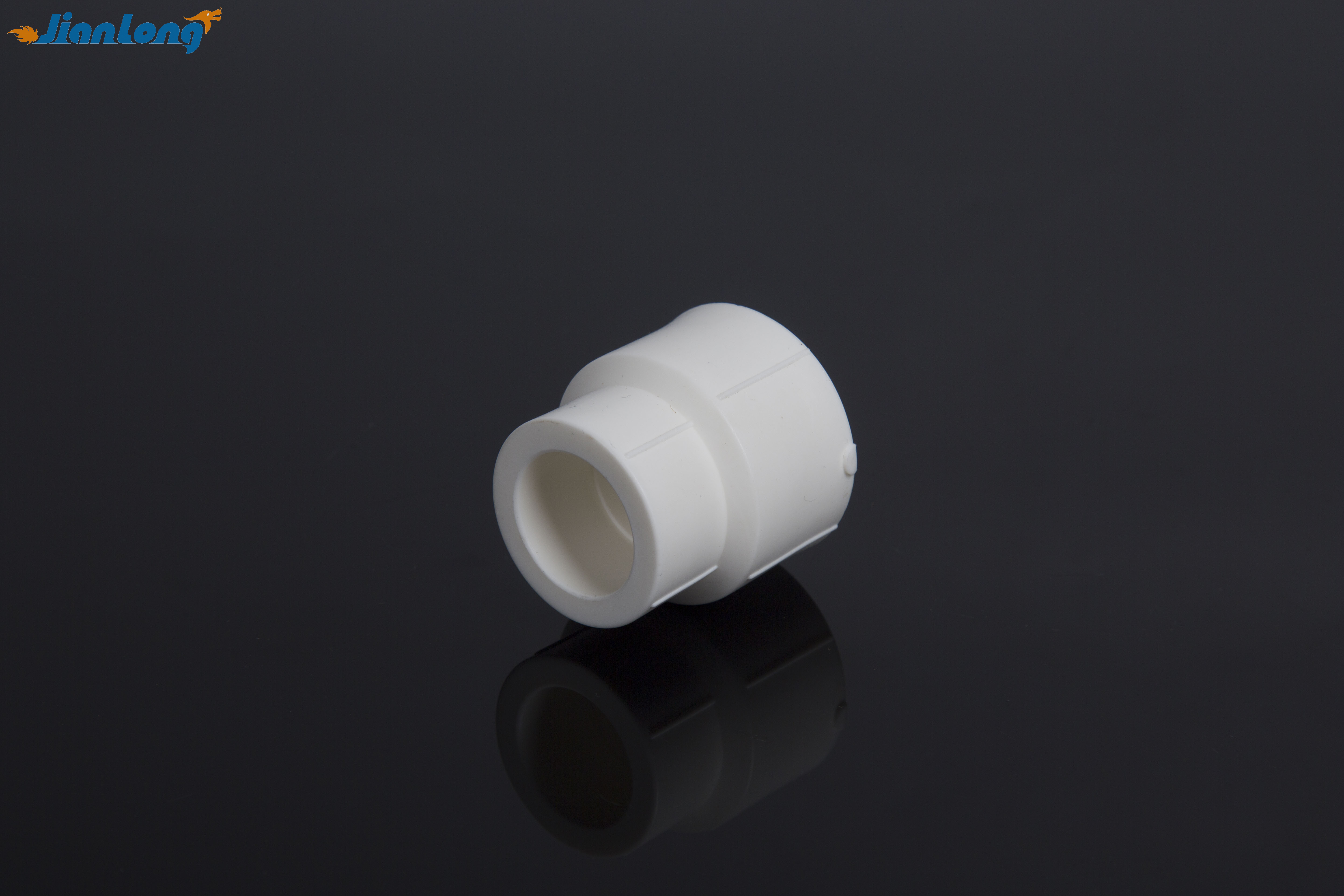 Редукционная втулка трубы