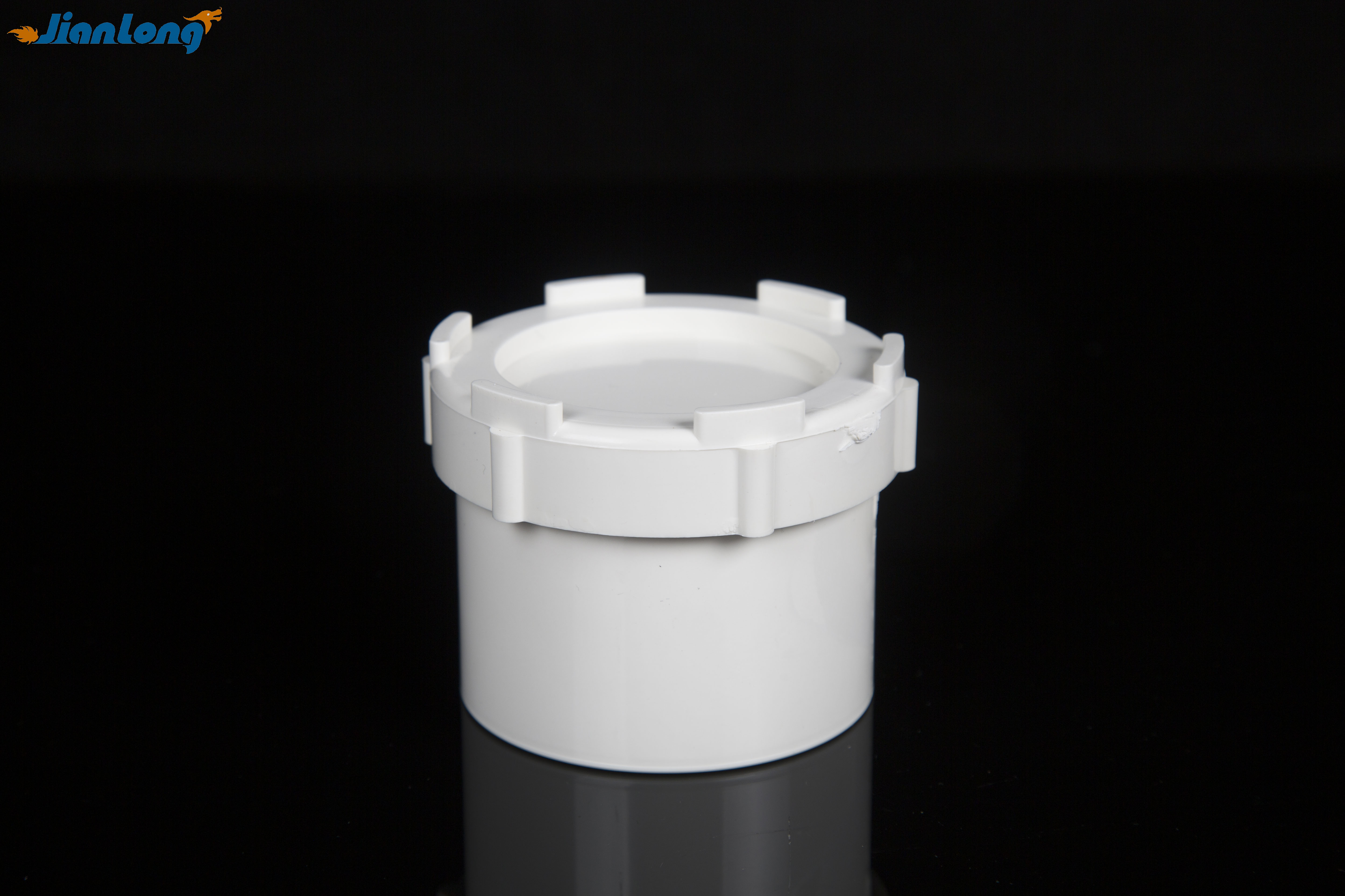 Порт для очистки труб