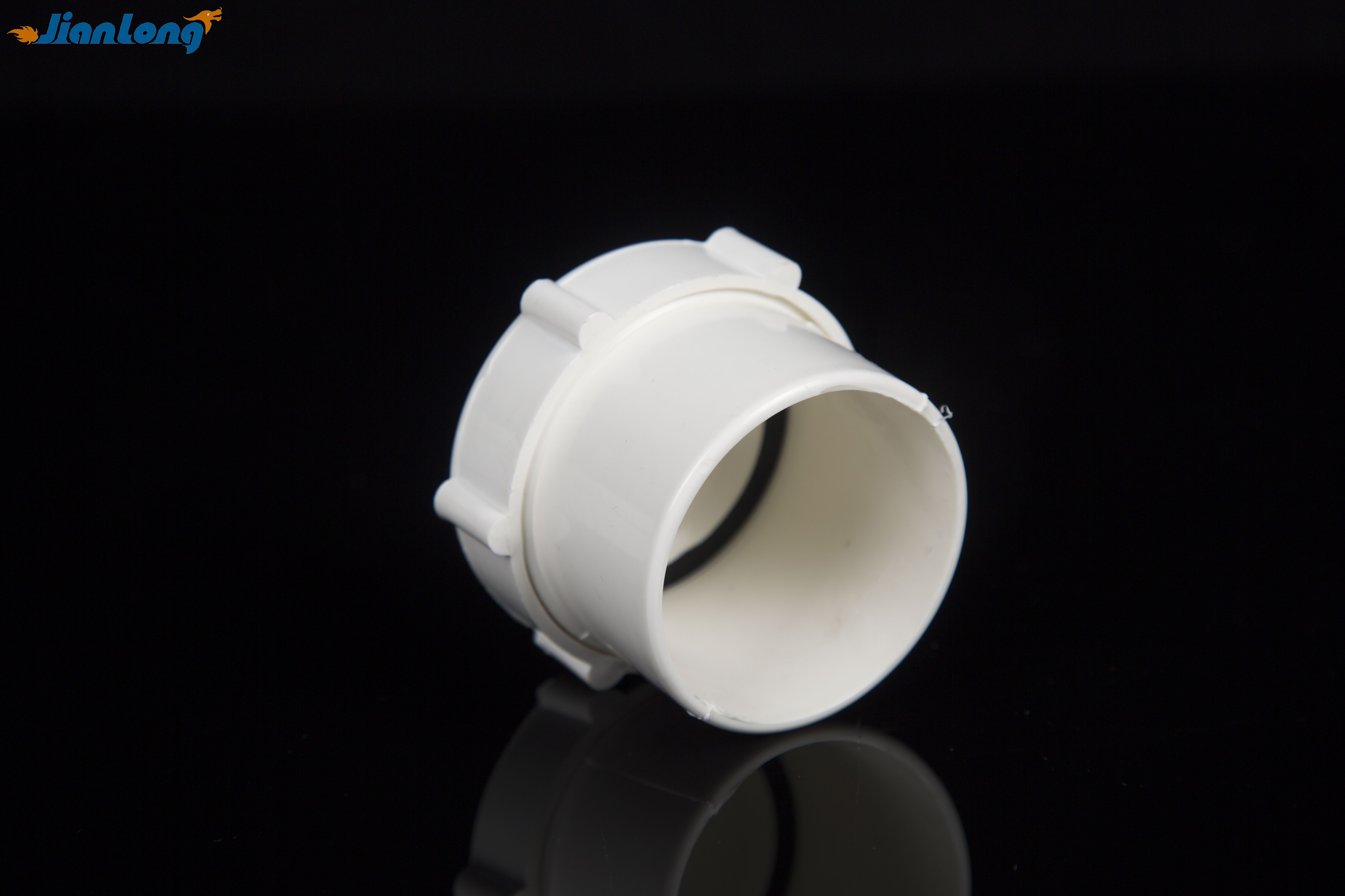 Порт для очистки труб