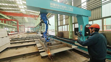 Soluciones de soldadura inteligente para estructuras de acero que superan los cuellos de botella tradicionales de producción.