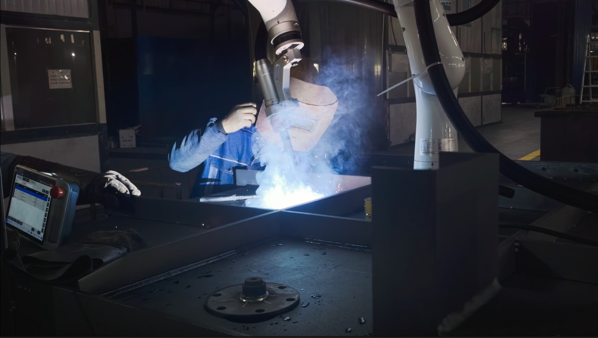 Cómo elegir un robot de soldadura