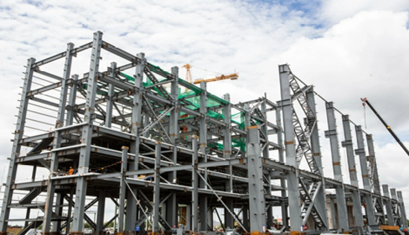 ¿Cómo se fabrica la estructura de acero?