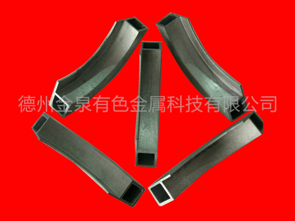 高铁用铸角