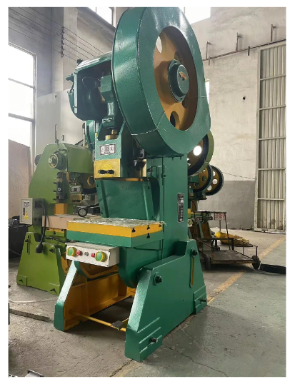 Автоматическая линия по производству распределительных коробок