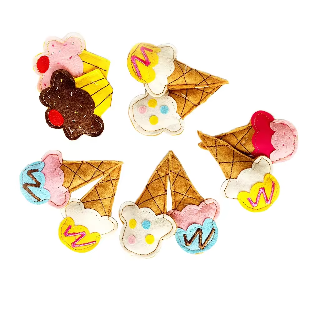 Custom Interactive Cute Realistic Catnip Paw Shape Polyester Cat Toys