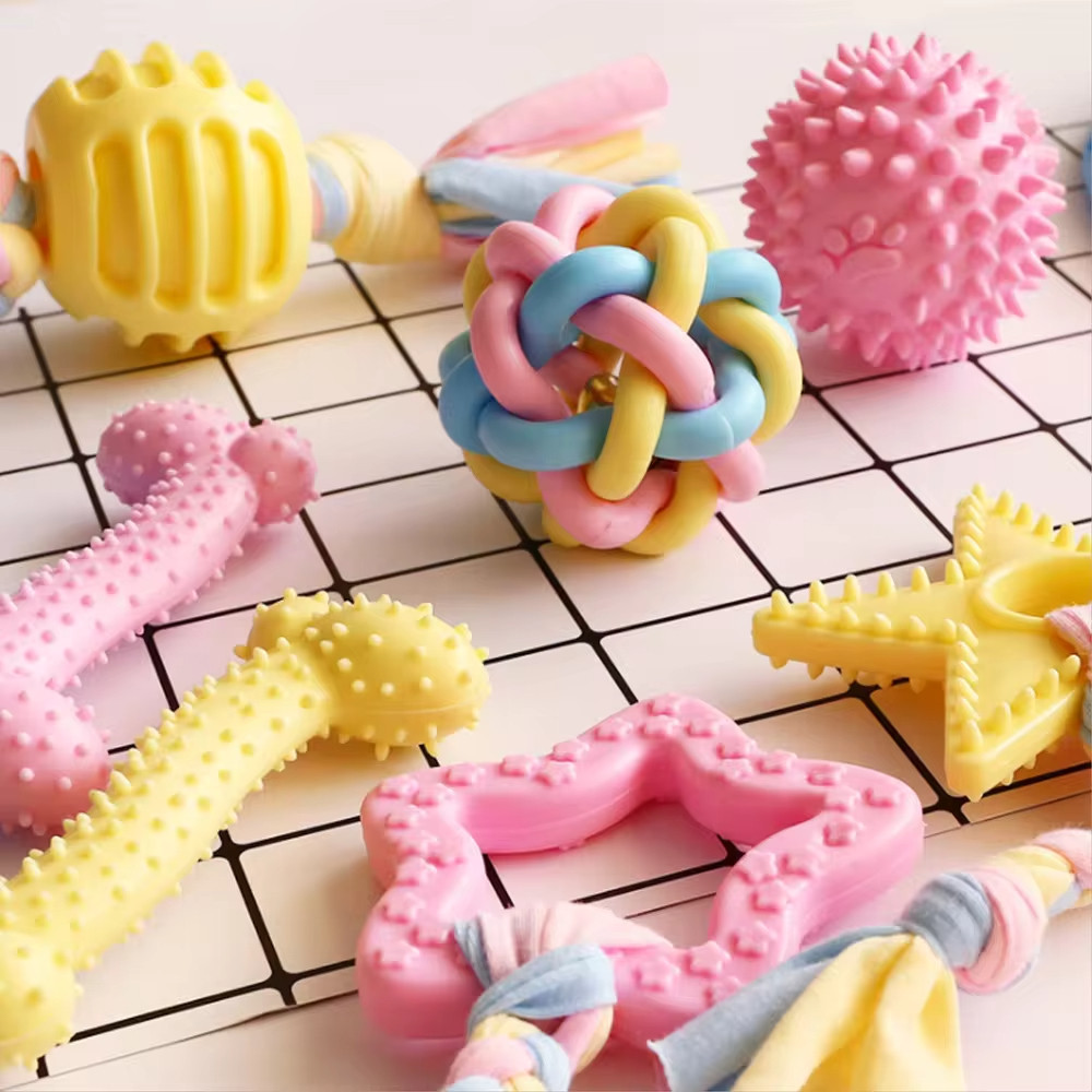 Wholesale Interactive Pink Rubber Tooth Cleaning Dog Chew Ball Pet Toys