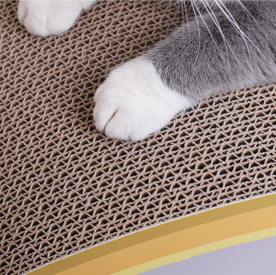High Quality Durable Interactive Banana Paper Cat Scratch Board Cat Toy