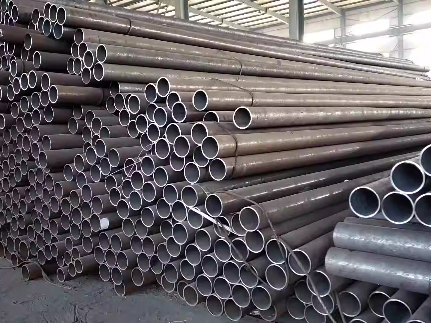 Tubería de acero al carbono