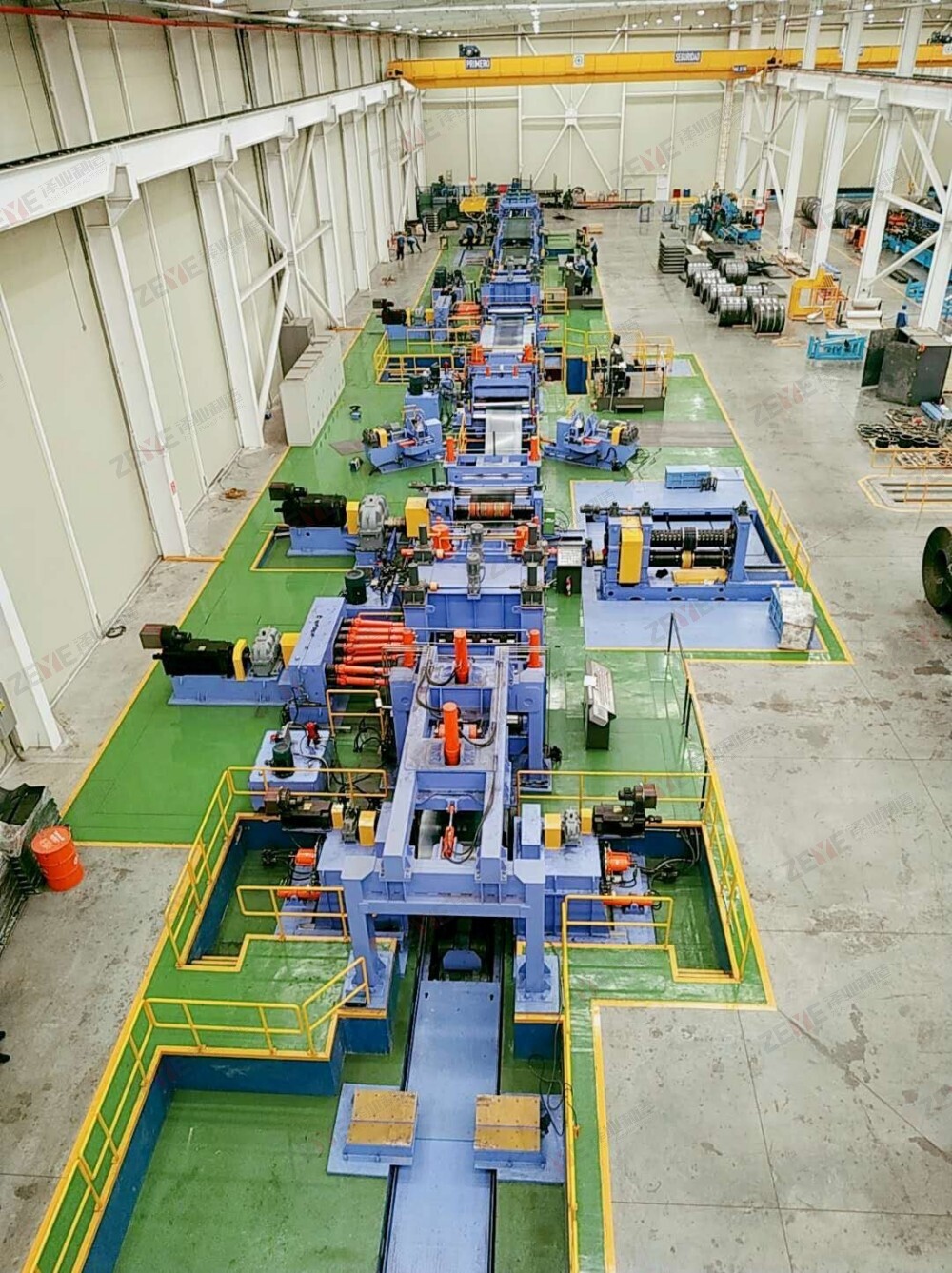 Линия для производства композитных материалов с продольной резкой и перемоткой