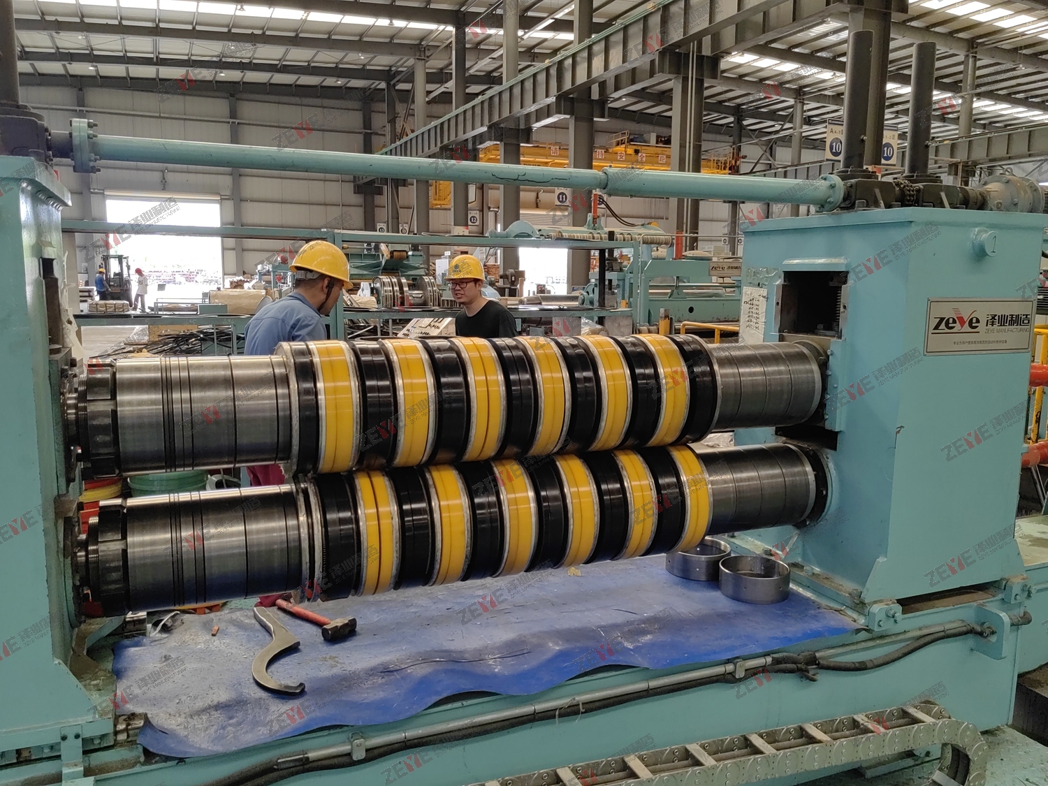 Линия продольной резки металла 0,5-3 мм x 1650 мм с двойными ножами