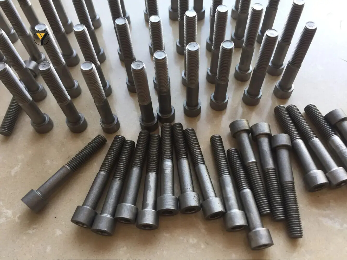 Hastelloy B2 UNS N10665 2.4617 threaded rod screw gasket