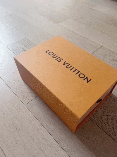 1722827124678919926430625792.gif 图片