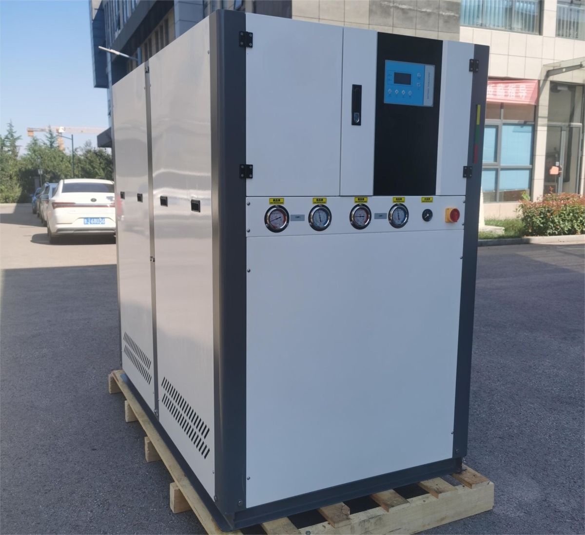 WATER COOLED CHILLER (2).jpg WATER COOLED CHILLER (2).jpg