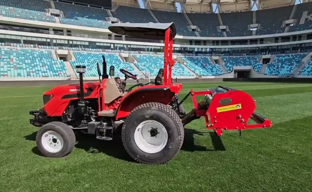 DENAIYOU Turf Aerator Dk7212