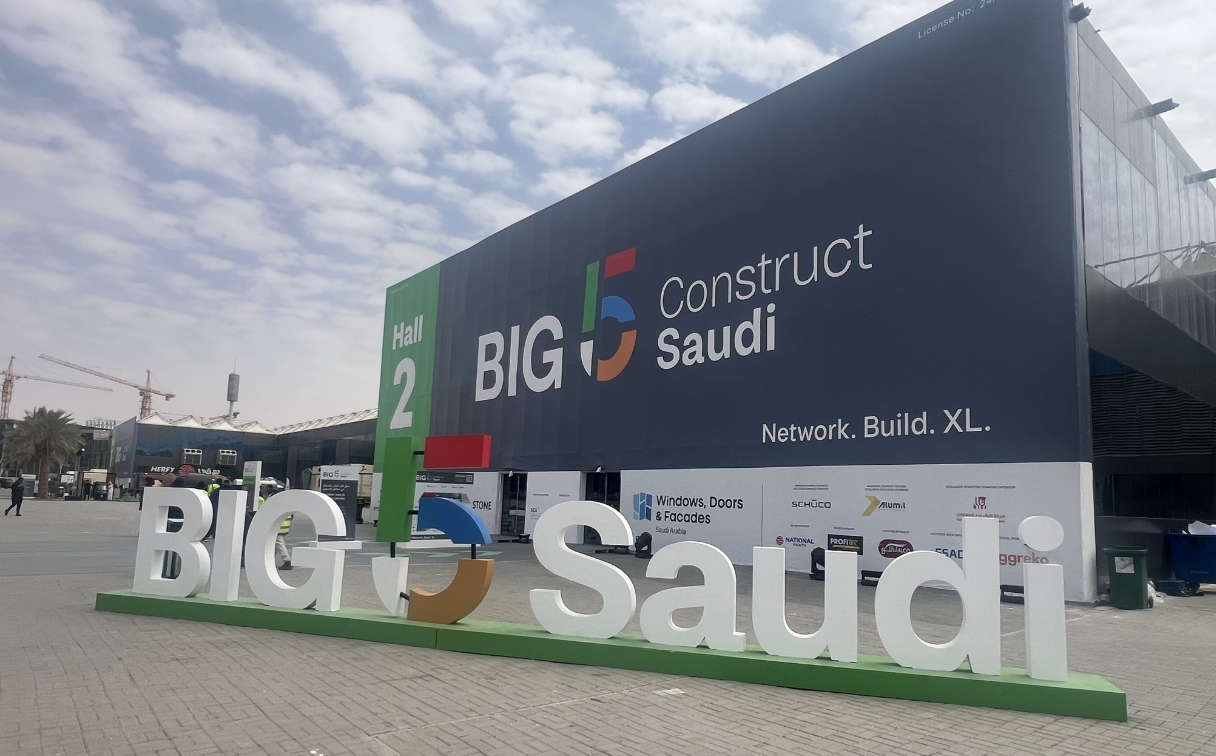 Denaiyou's lawn care equipment shines at Big 5 Construct Saudi