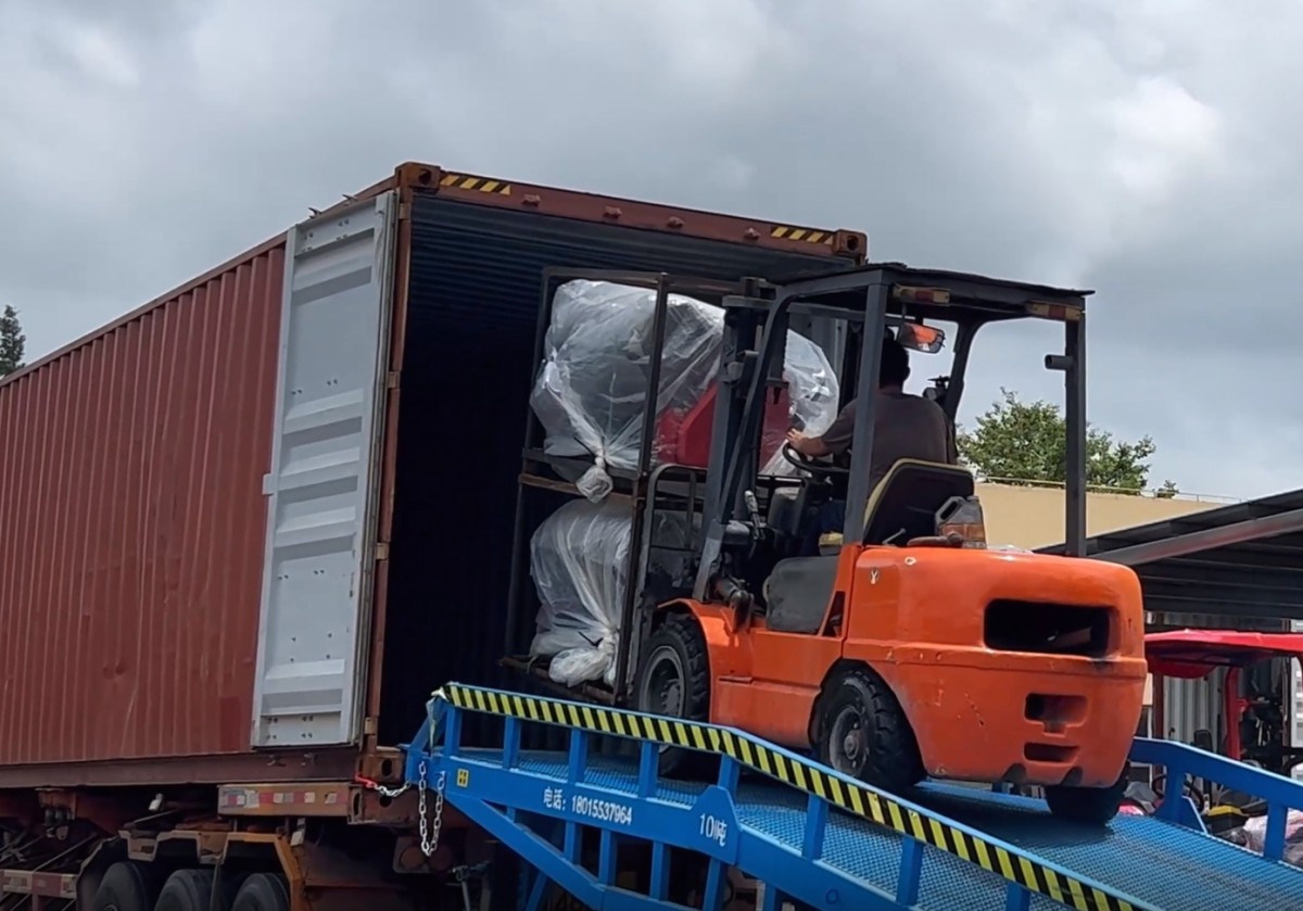 In an increasingly competitive global market for landscaping machinery, a Chinese manufacturer—Denaiyou—is steadily expanding beyond national borders, winning international recognition with its superior product performance and continuous innovation. Starting from a single small reel mower, Denaiyou now manufactures a full range of lawn mowers and exports its products to over 50 countries worldwide, becoming a shining example of “Made in China” in the landscaping equipment sector. This article explores Denaiyou’s path to globalization from the perspectives of technological innovation, market strategy, and brand building. I. From Follower to Leader: Denaiyou’s Technological Breakthrough 1.1 Technical Foundation In its early days, Denaiyou faced daunting challenges such as high technological barriers and dominant market shares held by foreign brands. Initially, it focused on small-scale production and R&D of compact lawn mowers. However, the company soon realized that sustainable development required independent core technologies. Since 2021, Denaiyou has established its own R&D center, focusing on key lawn mower components such as reel assemblies, motors, blade disks, and control systems. It also collaborates with several universities and research institutions both in China and abroad. Today, Denaiyou holds nearly 100 patents. Its self-developed "new energy electric triple-drive triple-reel mower" surpasses traditional machines in cutting efficiency and features full electric propulsion, energy conservation, and environmental friendliness—placing it at the forefront of natural turf maintenance technology. 1.2 Green and Smart: Parallel Development In response to China’s “dual carbon” (carbon peak and carbon neutrality) goals, Denaiyou has launched a line of electric mowers to replace traditional gasoline-powered models, significantly reducing carbon emissions. At the same time, leveraging technologies such as IoT and big data, the company has introduced smart mowers (optional), capable of remote control, automatic route planning, and equipment status monitoring. These mowers are widely used in golf courses, soccer fields, public green spaces, and home gardening. II. Going Global: Denaiyou’s International Market Strategy 2.1 Strategic Positioning: Niche Market Entry When expanding internationally, Denaiyou did not immediately challenge global giants. Instead, it strategically targeted niche markets such as sports turf maintenance in the Middle East and Southeast Asia. These regions emphasize affordability and ease of maintenance—areas where Denaiyou excels due to its high cost-performance ratio, modular design, and responsive after-sales service. Later, Denaiyou expanded into mature markets in Europe and North America, gradually entering professional segments by partnering with local landscaping service companies and equipment retailers. The company has established overseas agency networks and service centers to enhance service responsiveness and user experience. 2.2 Multi-Channel Approach: Integrating Online and Offline Expansion In recent years, Denaiyou has embraced digitalization by building a global e-commerce matrix (including platforms like Made-in-China and Alibaba International). Through targeted marketing, it has quickly increased consumer awareness. At the same time, Denaiyou actively participates in international trade shows such as the spoga+gafa in Cologne and the Dubai Landscaping Equipment Expo, boosting its international brand visibility and strengthening ties with local agents. III. Branding Abroad: From “Made in China” to “Chinese Brand” 3.1 Brand Upgrade: Shaping the “Denaiyou” Global Identity To overcome the limitations of its international brand image, Denaiyou has vigorously promoted its brand globalization efforts. It also seeks to integrate into local communities and cultures, enhancing the brand’s approachability and sense of social responsibility. 3.2 Serving the World: Creating a Localized Experience Exporting is just the first step—service builds reputation. Denaiyou has established service centers, spare parts warehouses, and training hubs in many overseas regions. These facilities provide maintenance guidance, technical training, and regular inspection services for agents and end-users. This “local service + Chinese manufacturing” model significantly increases customer loyalty and enhances Denaiyou’s bargaining power in premium markets. IV. Continuous Innovation Looking ahead to the trend of smart landscaping and lawn maintenance, Denaiyou is accelerating the development of robotic lawn mowers. These products integrate GPS positioning, AI route algorithms, and climate sensing technologies, allowing them to adjust mowing frequency and paths based on environmental changes—enabling fully autonomous operation. Pilot testing of these robotic mowers has already begun in China. Conclusion: A Microcosm of China's Journey from Manufacturing Power to Branding Power Denaiyou’s growth journey is not only a testament to the ongoing innovation and advancement of China’s private sector in high-end manufacturing, but also a vivid reflection of the transition from “Made in China” to “Branded in China.” In the global landscaping and turf maintenance equipment industry, Denaiyou is forging a unique path with Chinese characteristics, leveraging its technological expertise, brand development, and strategic vision. Looking forward, as smart technology deepens and green development concepts take hold, “Made in China” will no longer merely mean “the world’s factory,” but will stand as a symbol of influential and valuable global brands. Denaiyou is already writing an inspiring chapter in that transformation. In an increasingly competitive global market for landscaping machinery, a Chinese manufacturer—Denaiyou—is steadily expanding beyond national borders, winning international recognition with its superior product performance and continuous innovation. Starting from a single small reel mower, Denaiyou now manufactures a full range of lawn mowers and exports its products to over 50 countries worldwide, becoming a shining example of “Made in China” in the landscaping equipment sector. This article explores Denaiyou’s path to globalization from the perspectives of technological innovation, market strategy, and brand building. I. From Follower to Leader: Denaiyou’s Technological Breakthrough 1.1 Technical Foundation In its early days, Denaiyou faced daunting challenges such as high technological barriers and dominant market shares held by foreign brands. Initially, it focused on small-scale production and R&D of compact lawn mowers. However, the company soon realized that sustainable development required independent core technologies. Since 2021, Denaiyou has established its own R&D center, focusing on key lawn mower components such as reel assemblies, motors, blade disks, and control systems. It also collaborates with several universities and research institutions both in China and abroad. Today, Denaiyou holds nearly 100 patents. Its self-developed "new energy electric triple-drive triple-reel mower" surpasses traditional machines in cutting efficiency and features full electric propulsion, energy conservation, and environmental friendliness—placing it at the forefront of natural turf maintenance technology. 1.2 Green and Smart: Parallel Development In response to China’s “dual carbon” (carbon peak and carbon neutrality) goals, Denaiyou has launched a line of electric mowers to replace traditional gasoline-powered models, significantly reducing carbon emissions. At the same time, leveraging technologies such as IoT and big data, the company has introduced smart mowers (optional), capable of remote control, automatic route planning, and equipment status monitoring. These mowers are widely used in golf courses, soccer fields, public green spaces, and home gardening. II. Going Global: Denaiyou’s International Market Strategy 2.1 Strategic Positioning: Niche Market Entry When expanding internationally, Denaiyou did not immediately challenge global giants. Instead, it strategically targeted niche markets such as sports turf maintenance in the Middle East and Southeast Asia. These regions emphasize affordability and ease of maintenance—areas where Denaiyou excels due to its high cost-performance ratio, modular design, and responsive after-sales service. Later, Denaiyou expanded into mature markets in Europe and North America, gradually entering professional segments by partnering with local landscaping service companies and equipment retailers. The company has established overseas agency networks and service centers to enhance service responsiveness and user experience. 2.2 Multi-Channel Approach: Integrating Online and Offline Expansion In recent years, Denaiyou has embraced digitalization by building a global e-commerce matrix (including platforms like Made-in-China and Alibaba International). Through targeted marketing, it has quickly increased consumer awareness. At the same time, Denaiyou actively participates in international trade shows such as the spoga+gafa in Cologne and the Dubai Landscaping Equipment Expo, boosting its international brand visibility and strengthening ties with local agents. III. Branding Abroad: From “Made in China” to “Chinese Brand” 3.1 Brand Upgrade: Shaping the “Denaiyou” Global Identity To overcome the limitations of its international brand image, Denaiyou has vigorously promoted its brand globalization efforts. It also seeks to integrate into local communities and cultures, enhancing the brand’s approachability and sense of social responsibility. 3.2 Serving the World: Creating a Localized Experience Exporting is just the first step—service builds reputation. Denaiyou has established service centers, spare parts warehouses, and training hubs in many overseas regions. These facilities provide maintenance guidance, technical training, and regular inspection services for agents and end-users. This “local service + Chinese manufacturing” model significantly increases customer loyalty and enhances Denaiyou’s bargaining power in premium markets. IV. Continuous Innovation Looking ahead to the trend of smart landscaping and lawn maintenance, Denaiyou is accelerating the development of robotic lawn mowers. These products integrate GPS positioning, AI route algorithms, and climate sensing technologies, allowing them to adjust mowing frequency and paths based on environmental changes—enabling fully autonomous operation. Pilot testing of these robotic mowers has already begun in China. Conclusion: A Microcosm of China's Journey from Manufacturing Power to Branding Power Denaiyou’s growth journey is not only a testament to the ongoing innovation and advancement of China’s private sector in high-end manufacturing, but also a vivid reflection of the transition from “Made in China” to “Branded in China.” In the global landscaping and turf maintenance equipment industry, Denaiyou is forging a unique path with Chinese characteristics, leveraging its technological expertise, brand development, and strategic vision. Looking forward, as smart technology deepens and green development concepts take hold, “Made in China” will no longer merely mean “the world’s factory,” but will stand as a symbol of influential and valuable global brands. Denaiyou is already writing an inspiring chapter in that transformation.