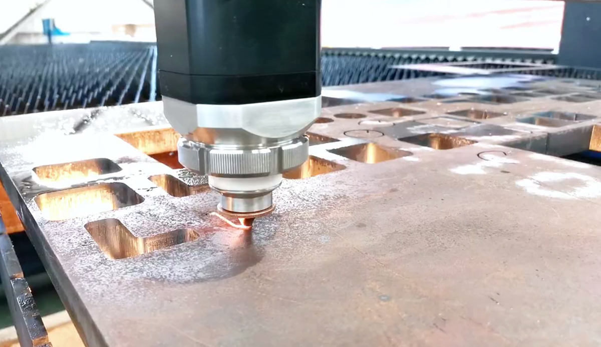 Máquina de corte por láser de alta potencia para cortar materiales metálicos 丨Guohong Lasers