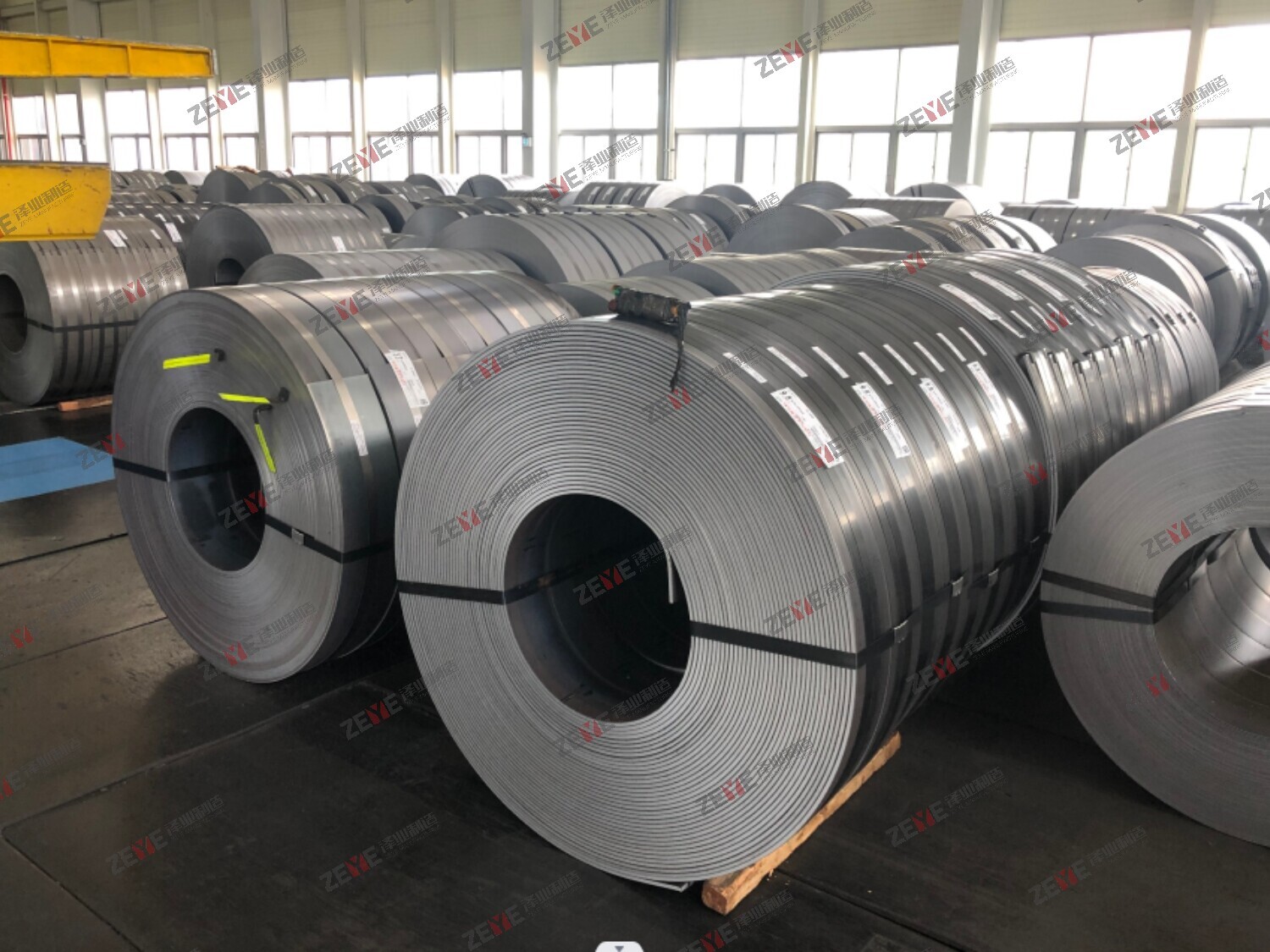 (8-25) mm x 2200 mm Línea de corte longitudinal