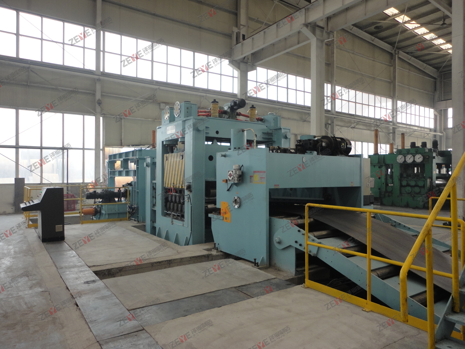 Slitting & CTL Line/ Línea de máquinas de corte longitudinal y transversal