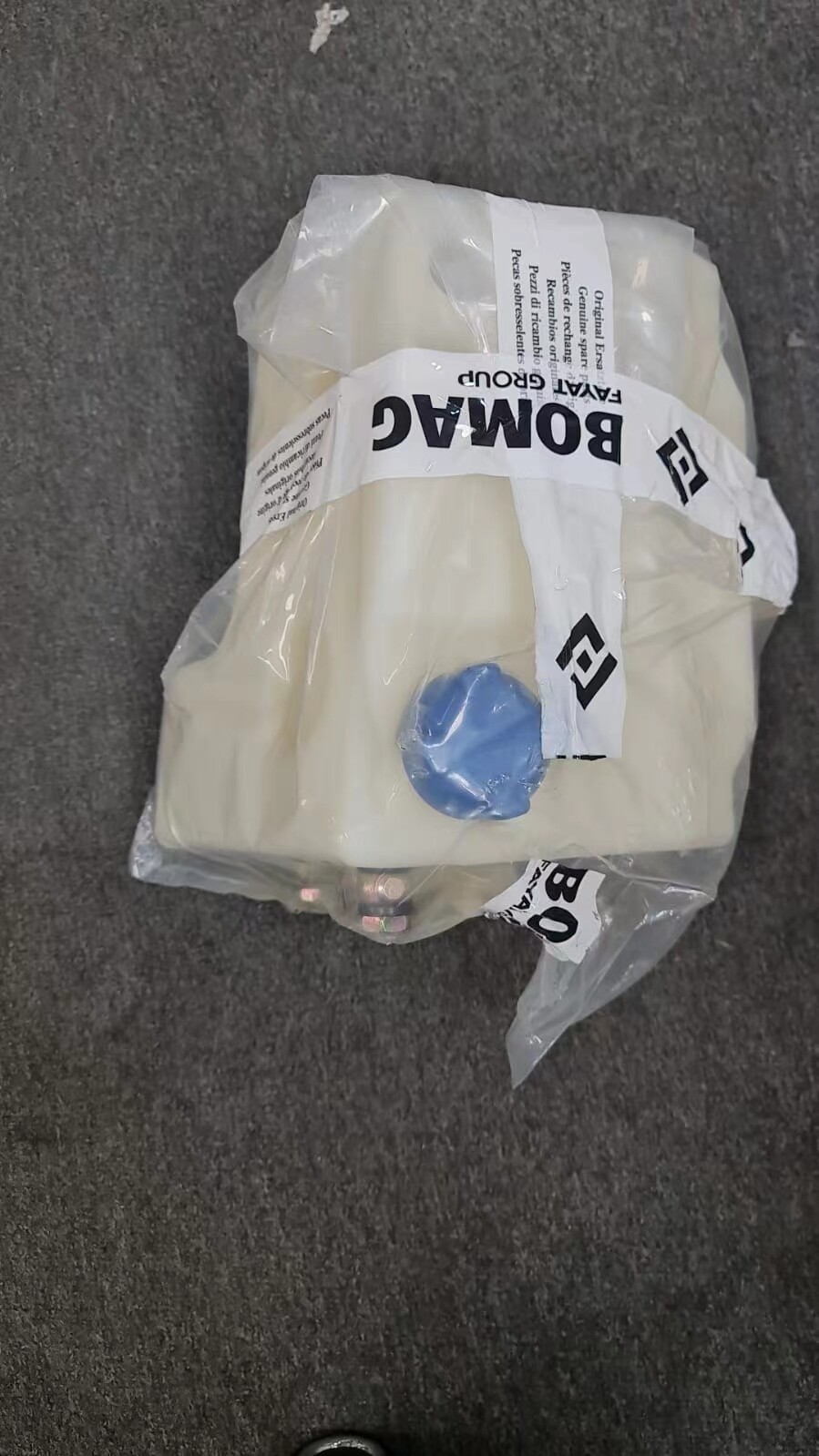 Rodillo compactador Bomag BW211D 06550084 Tanque de agua original 