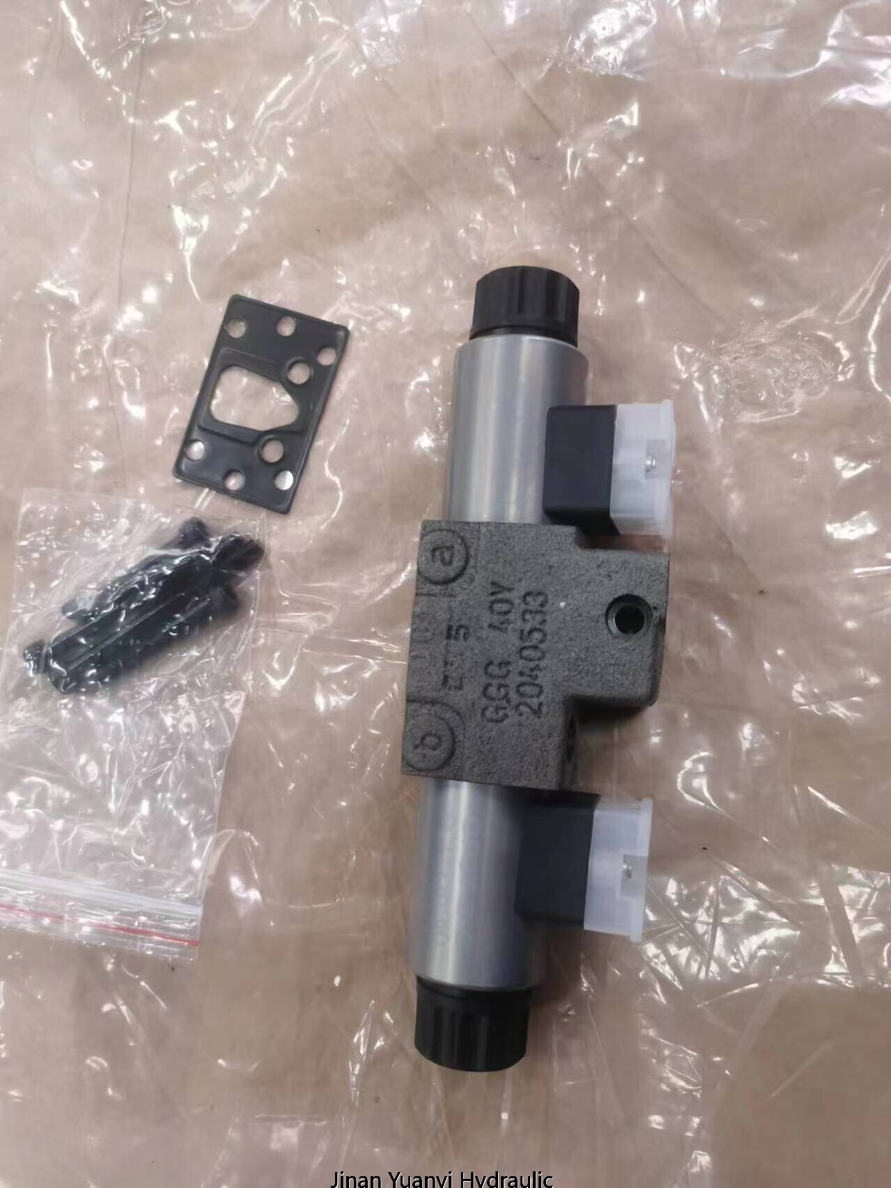 2040533 Electroválvula para válvula de control de bomba hidráulica Rexroth A4VG180