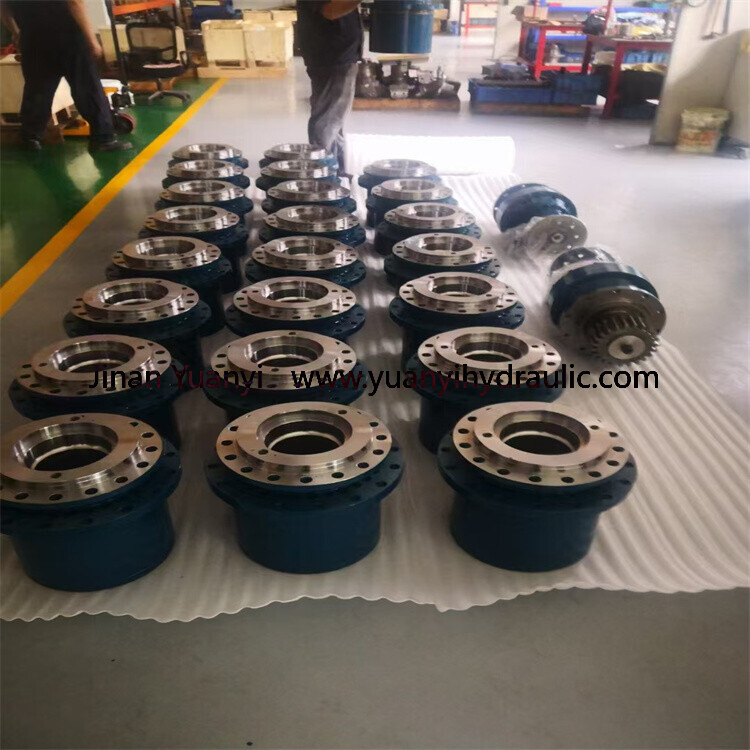 GFT36T3 R916573795 Caja de engranajes planetarios para rodillos de tierra Ingearsoll SD130 SD100D 