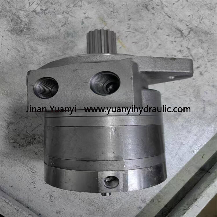110A hydraulic motor.jpg 110A hydraulic motor.jpg