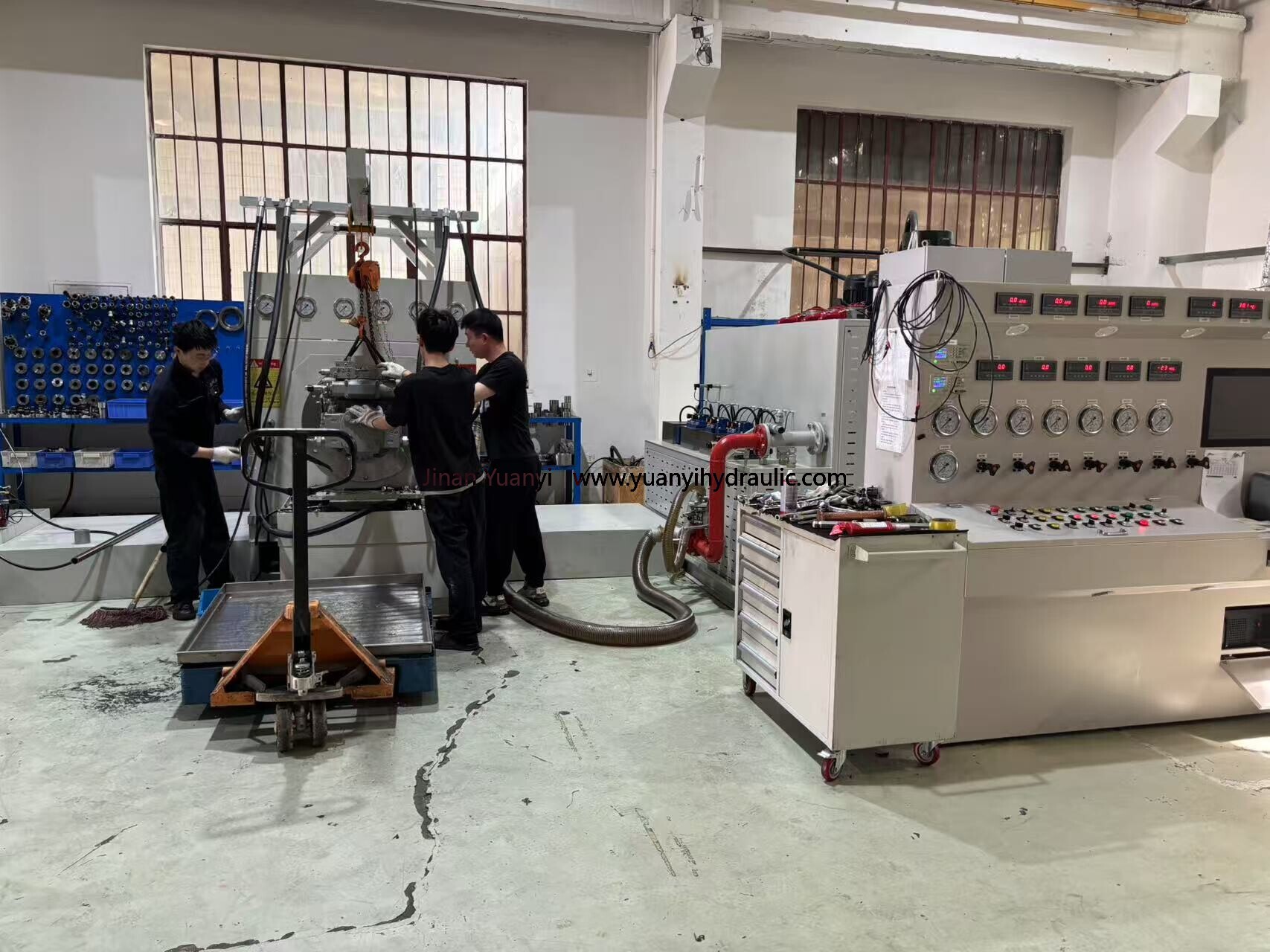 Equipos de prueba y reparación de cilindros hidráulicos, Banco de prueba de flujo de bombas hidráulicas