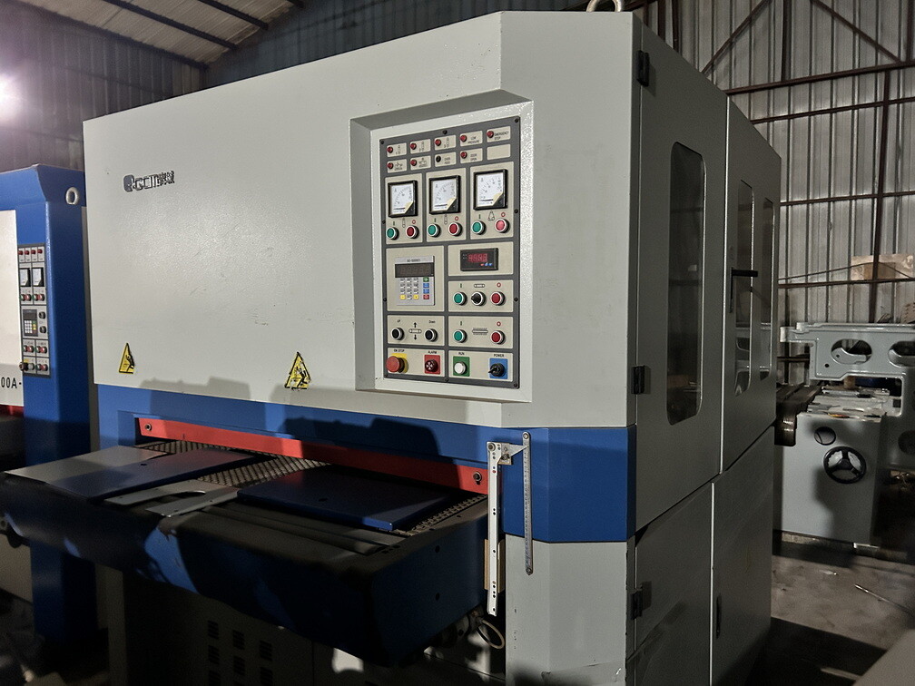 青城双砂架1300砂光机