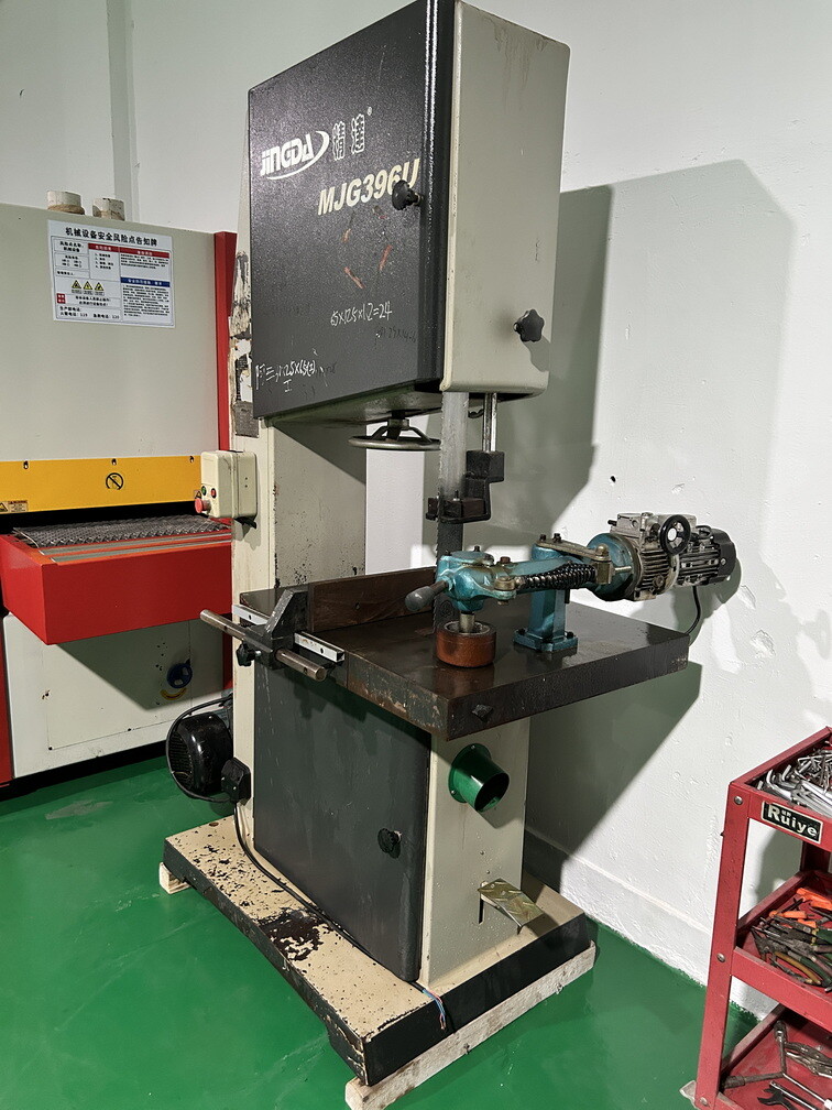 MJG396U高速薄带锯（带自动送料器）