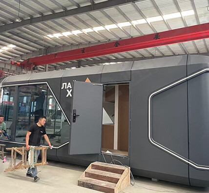 SUNINN Delivers Custom V5 Space Capsule to Russia, Showcasing Bespoke Prefab Expertise