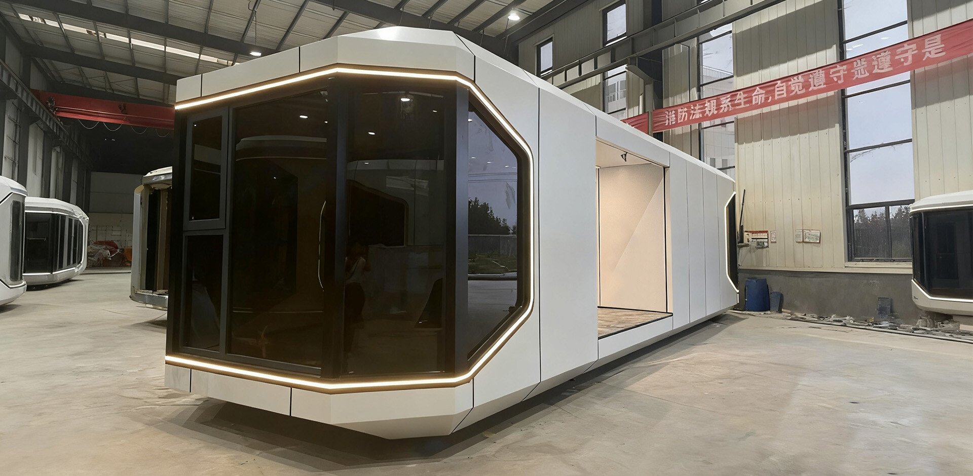SUNINN Customized Capsule House V7 Shipped to Kazakhstan for Railway Office Use