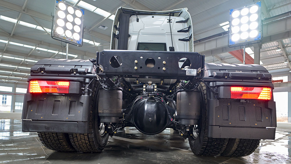 SHACMAN X5000 6×4 Camión de remolque