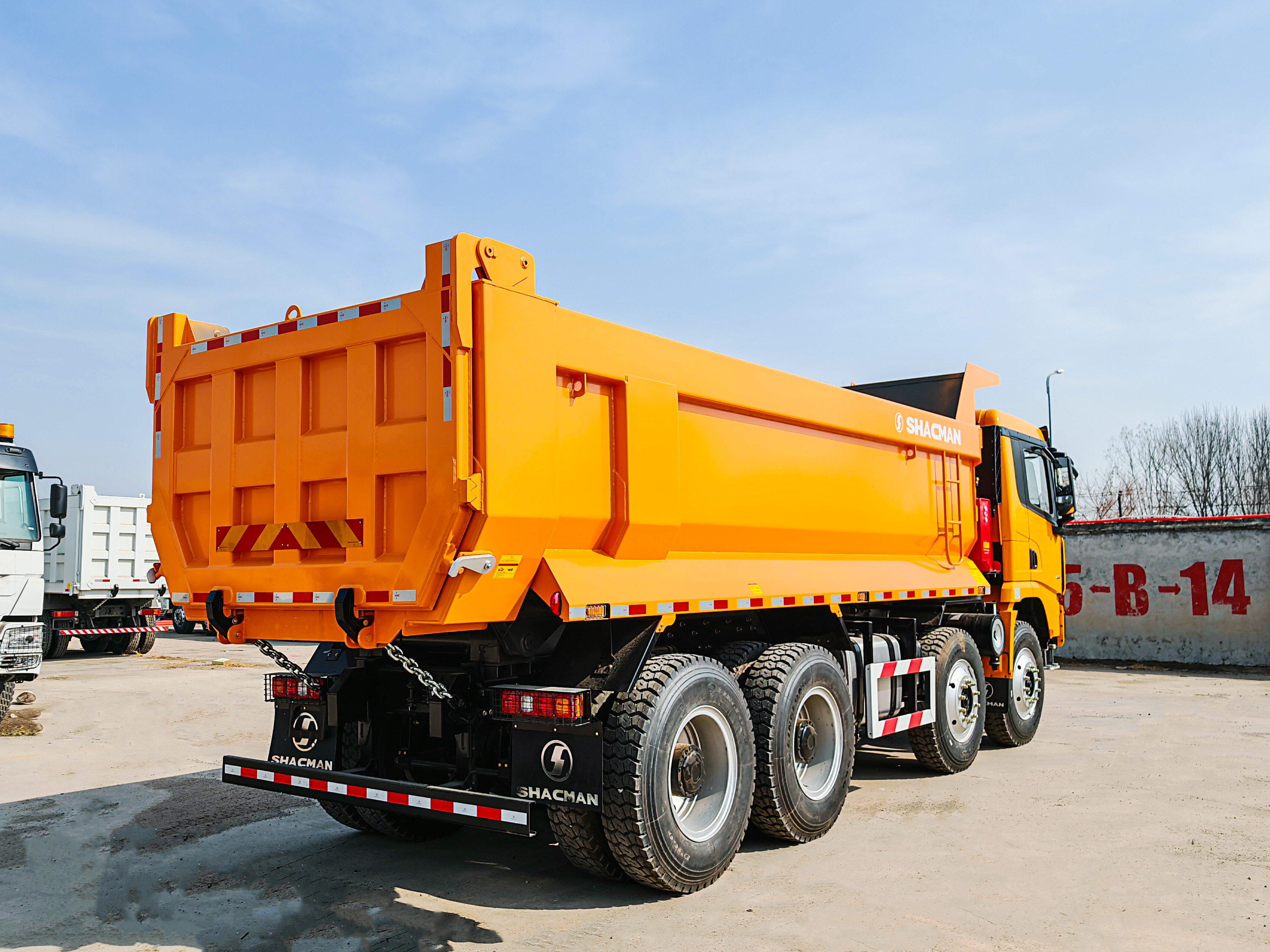 Camión volquete SHACMAN X3000 8×4