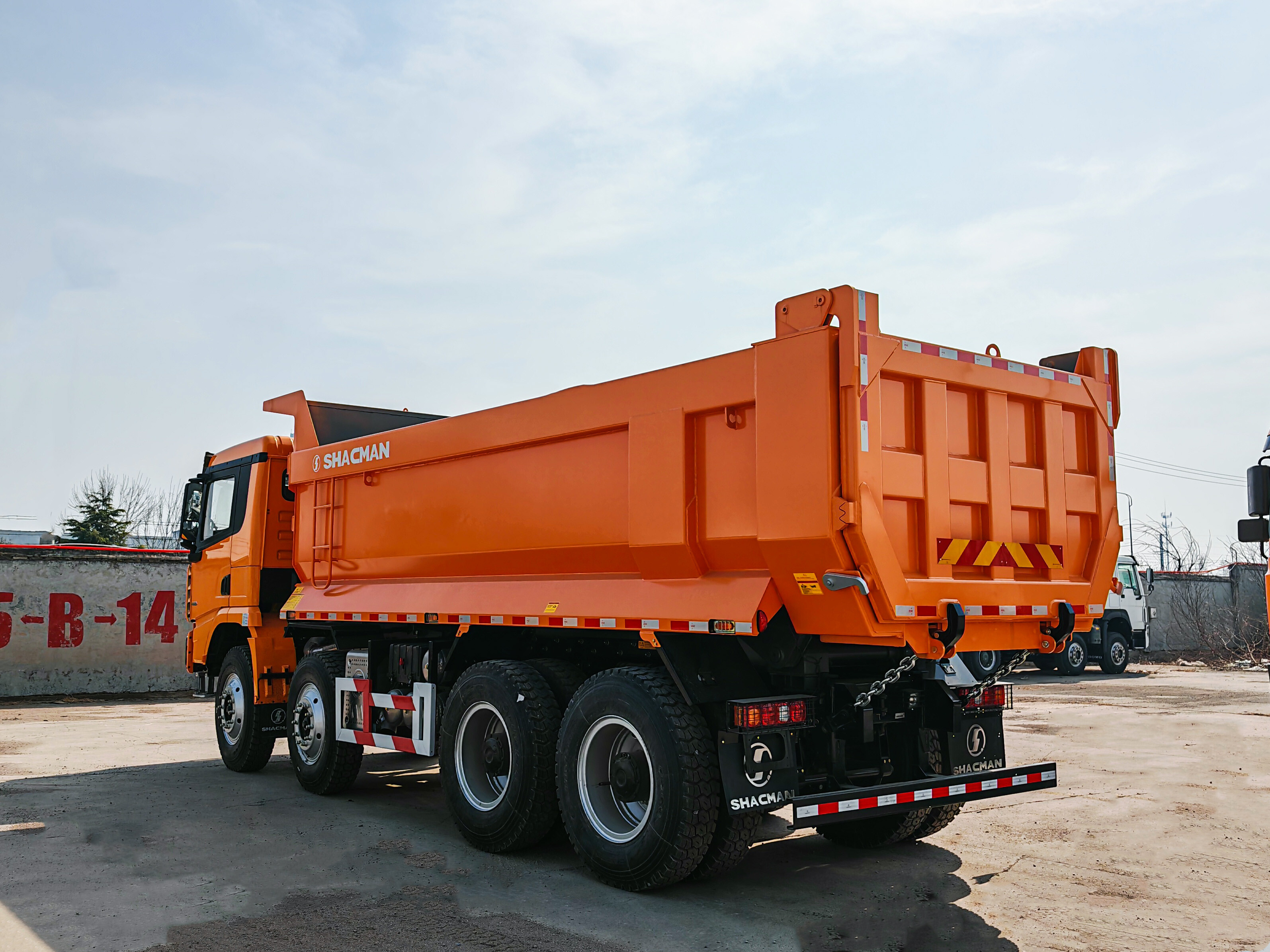 Camión volquete SHACMAN X3000 8×4