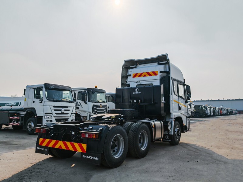 SHACMAN X3000 6x4 420HP CAMIÓN TRACTOR