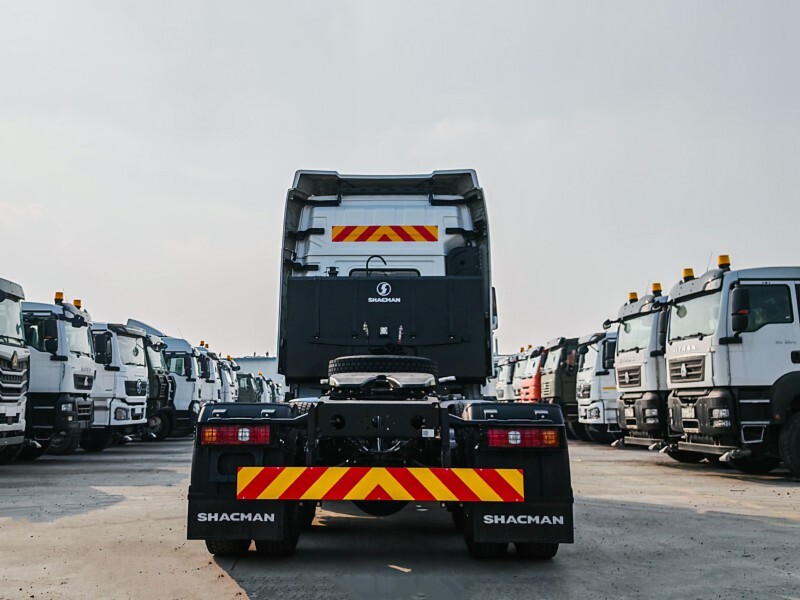 SHACMAN X3000 6x4 420HP CAMIÓN TRACTOR
