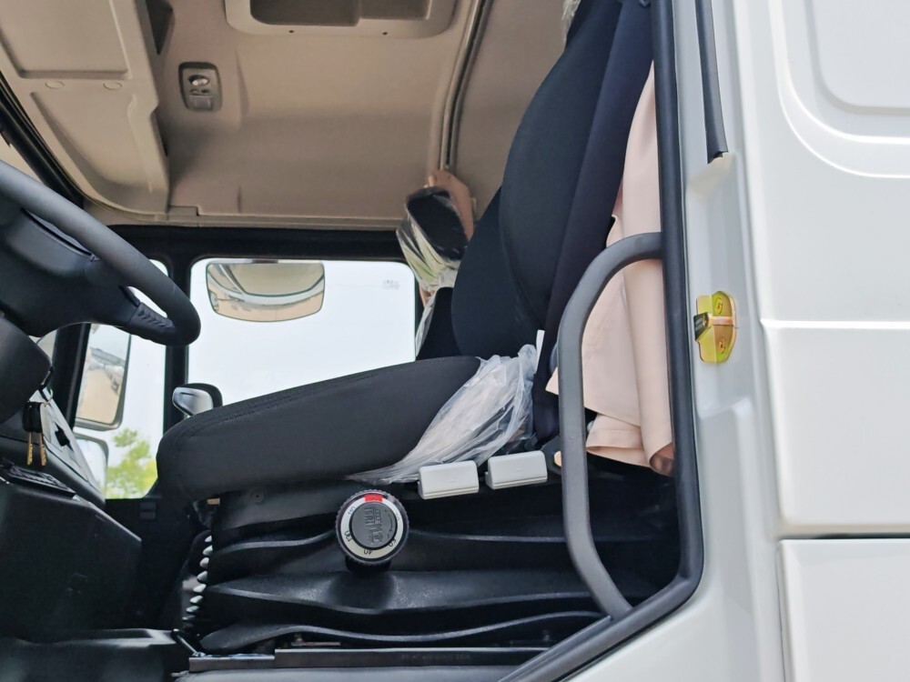 Camión remolque SHACMAN F3000 6×4 Camión remolque SHACMAN F3000 6×4